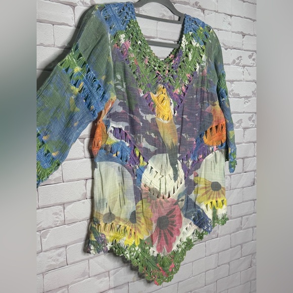 ✨ RAIN Boho Crochet Floral Tunic Top / Free-Spirited Style / Size Med - Picture 4 of 6